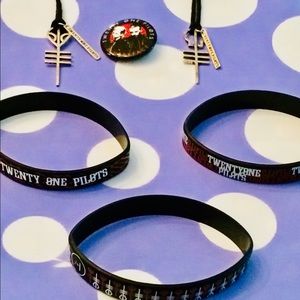 Twenty One Piløts Accessories Bundle
